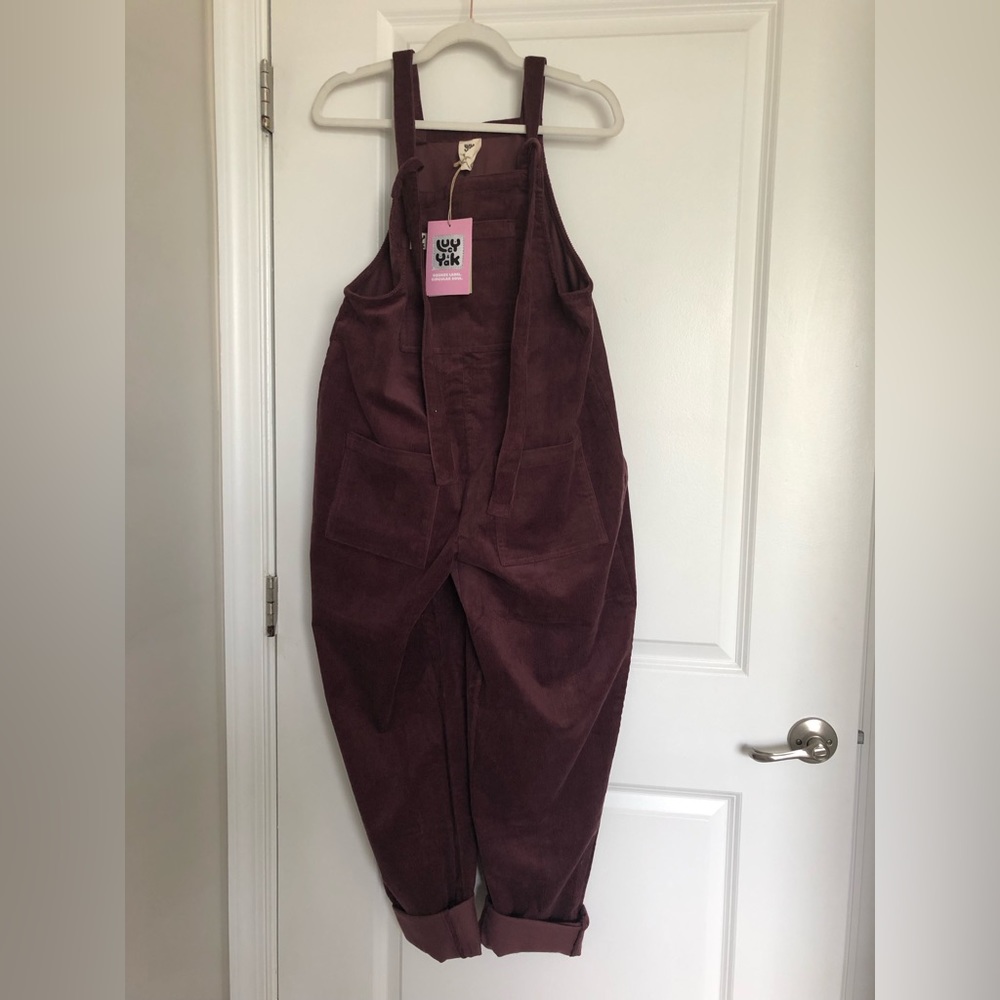 NWT Lucy & Yak maroon corduroy dungarees